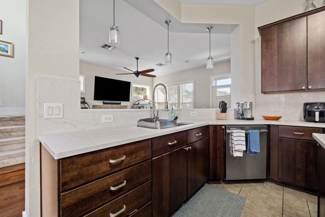 912 Romeria DR A, Austin, TX 78757