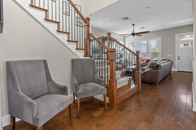 912 Romeria DR A, Austin, TX 78757