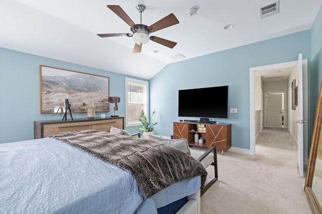 912 Romeria DR A, Austin, TX 78757