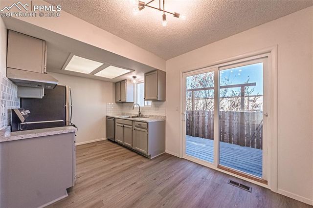 3064 Starlight Circle, Colorado Springs, CO 80916