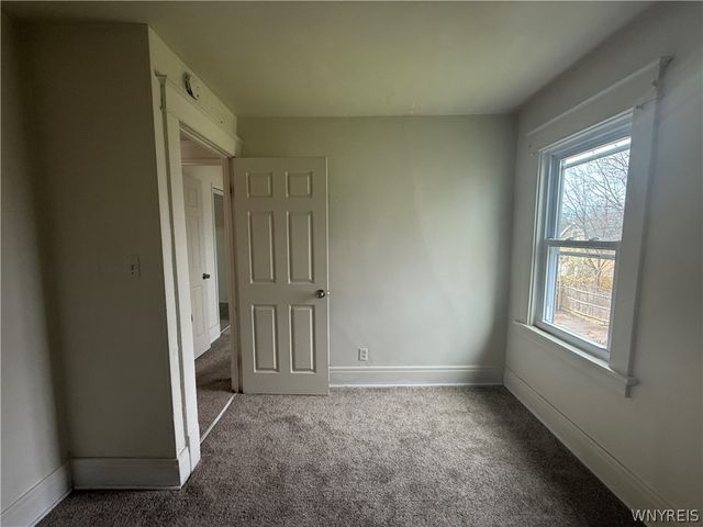 216 Newburgh Avenue, Buffalo, NY 14215