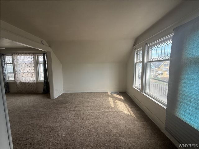 216 Newburgh Avenue, Buffalo, NY 14215