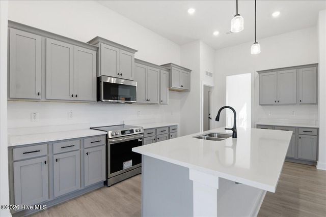 1008 Wood Creek Road NE, Leland, NC 28451