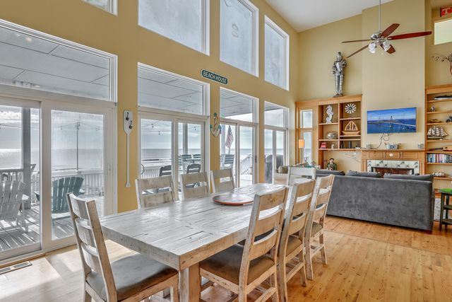 1621 E Ashley Avenue, Folly Beach, SC 29439