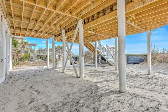 1621 E Ashley Avenue, Folly Beach, SC 29439