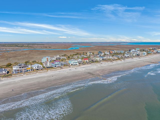 1621 E Ashley Avenue, Folly Beach, SC 29439