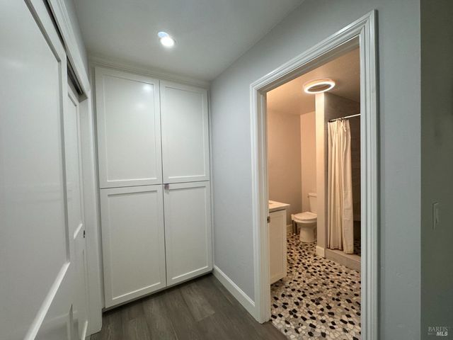 3580 Green Hill Dr, Santa Rosa, CA 95404