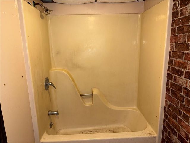 11524 Hackett Street, Sugar Creek, MO 64054