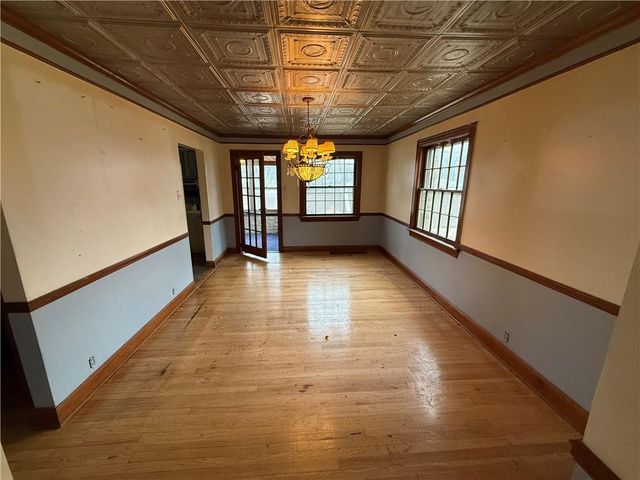 11524 Hackett Street, Sugar Creek, MO 64054