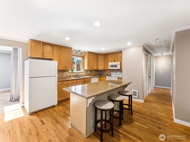 12117 179th Avenue SE, Renton, WA 98059