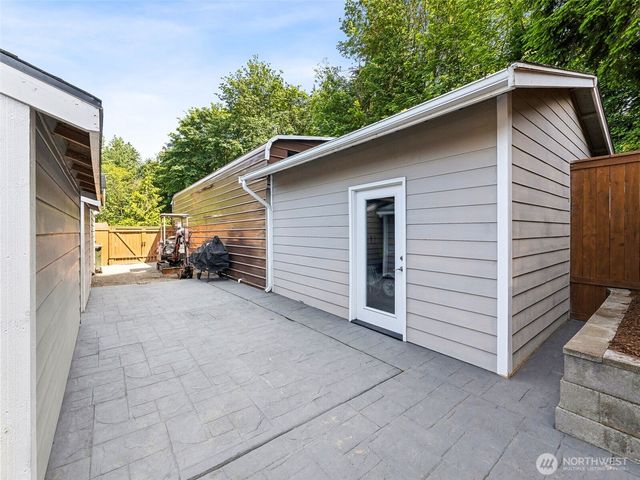12117 179th Avenue SE, Renton, WA 98059