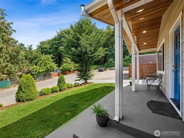 12117 179th Avenue SE, Renton, WA 98059