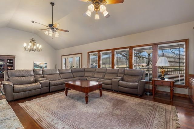 44614 E 355 Road, Ketchum, OK 74349