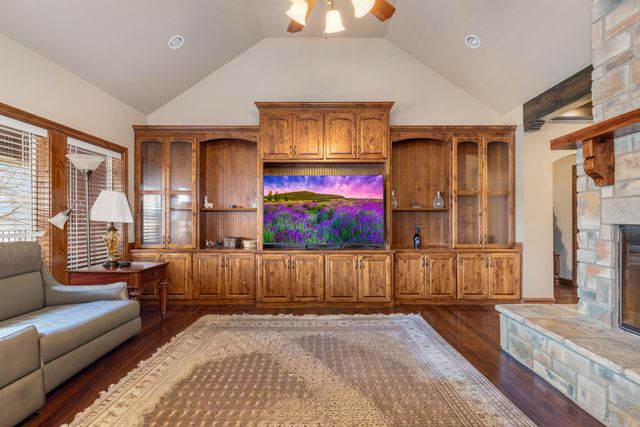 44614 E 355 Road, Ketchum, OK 74349