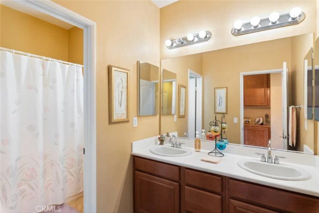 30085 Trois Valley, Murrieta, CA 92563