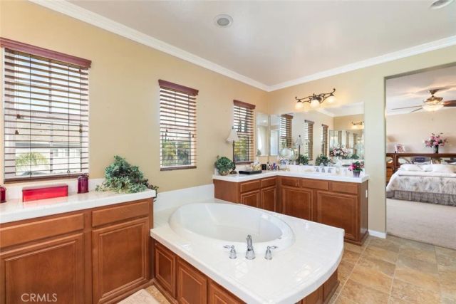 30085 Trois Valley, Murrieta, CA 92563