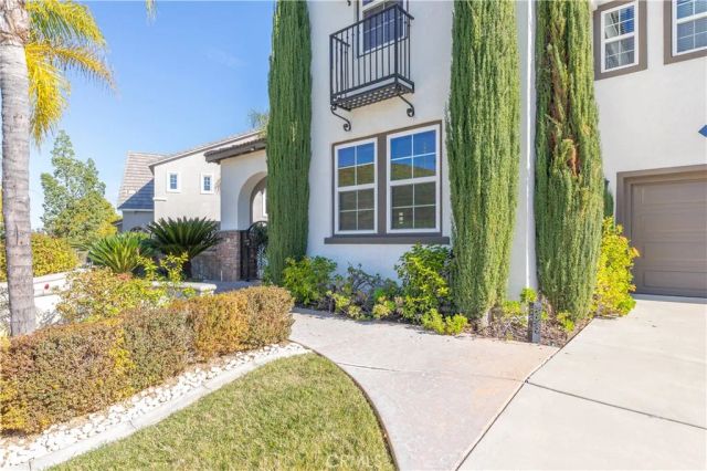 30085 Trois Valley, Murrieta, CA 92563