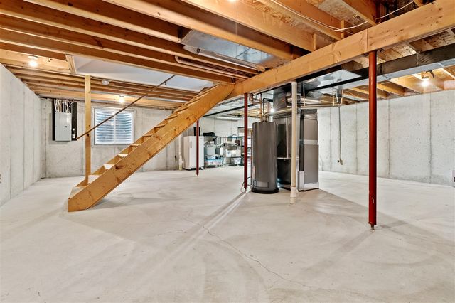 6527 Sussex Street, Portage, MI 49024