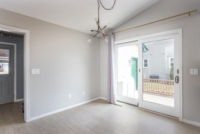1005 FREEDOM AVENUE, Oshkosh, WI 54901