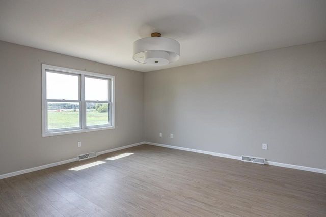 1005 FREEDOM AVENUE, Oshkosh, WI 54901