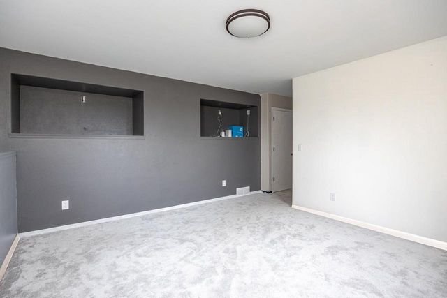1005 FREEDOM AVENUE, Oshkosh, WI 54901