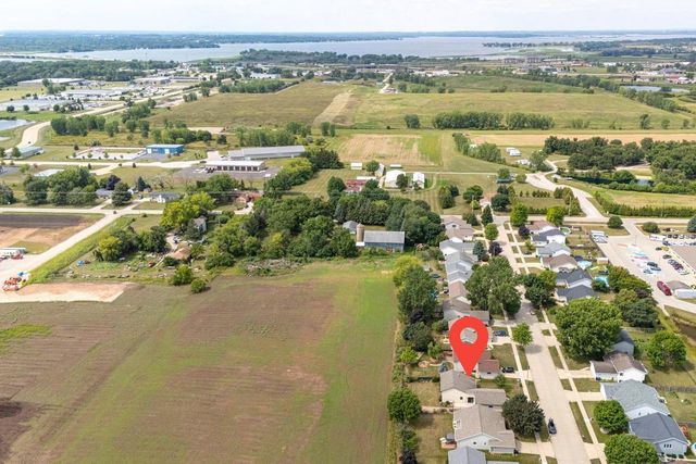 1005 FREEDOM AVENUE, Oshkosh, WI 54901