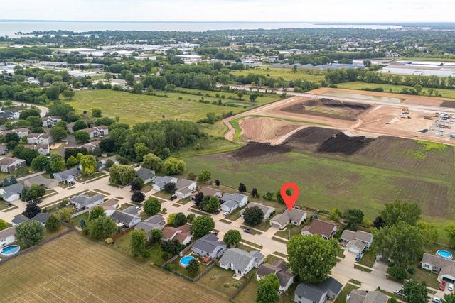 1005 FREEDOM AVENUE, Oshkosh, WI 54901