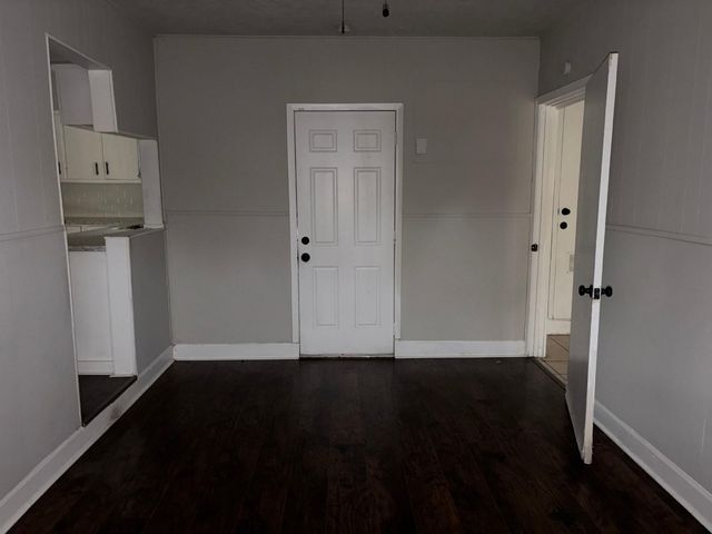 6122 Glenhurst Drive, Houston, TX 77033