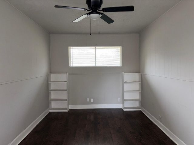 6122 Glenhurst Drive, Houston, TX 77033