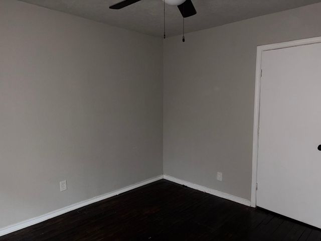 6122 Glenhurst Drive, Houston, TX 77033