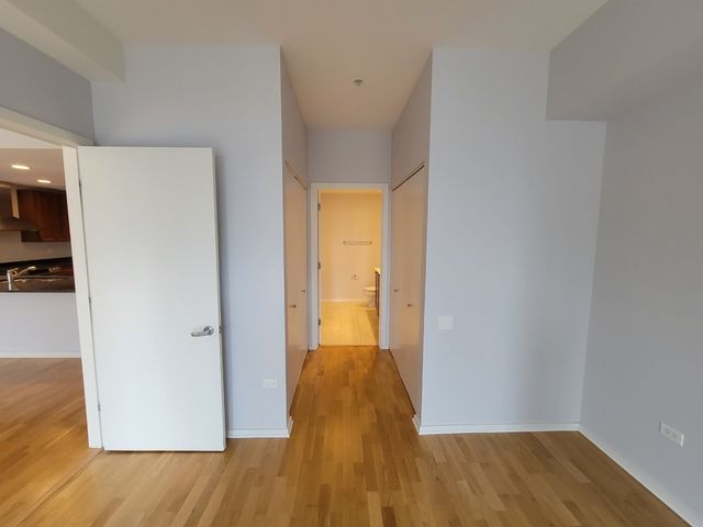 240 E ILLINOIS Street 1509, Chicago, IL 60611