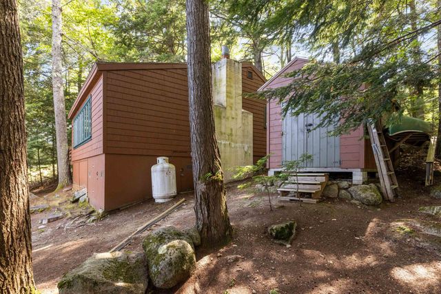 69 Buoniello Road, Moultonborough, NH 03254