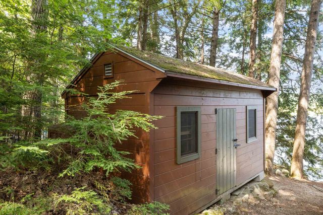 69 Buoniello Road, Moultonborough, NH 03254