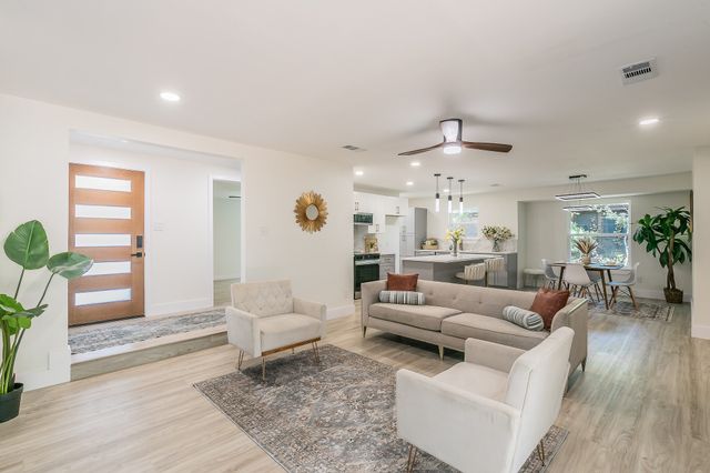 5810 Sagebrush Trail, Arlington, TX 76017