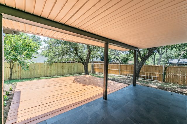 5810 Sagebrush Trail, Arlington, TX 76017