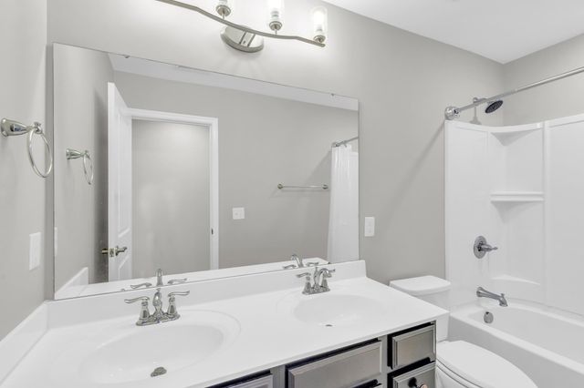 34 Barlow Court, Simpsonville, SC 29681