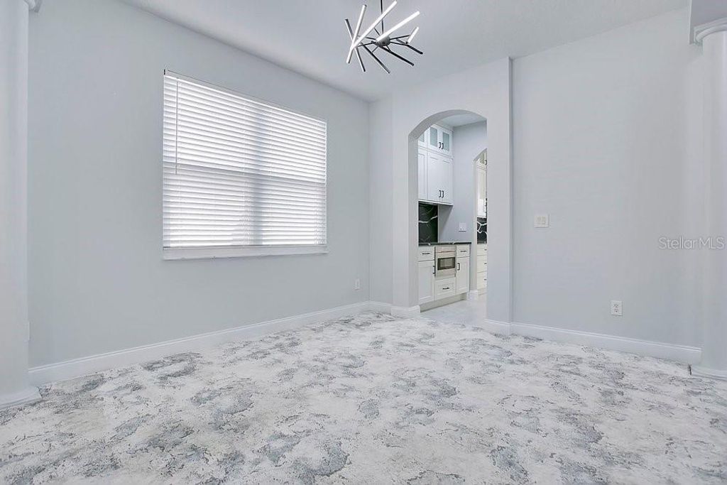 Image 11 of property listing at 14149 LAKE LIVE OAK DRIVE, Orlando, FL 32828