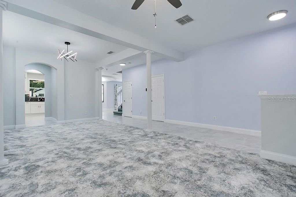 Image 12 of property listing at 14149 LAKE LIVE OAK DRIVE, Orlando, FL 32828