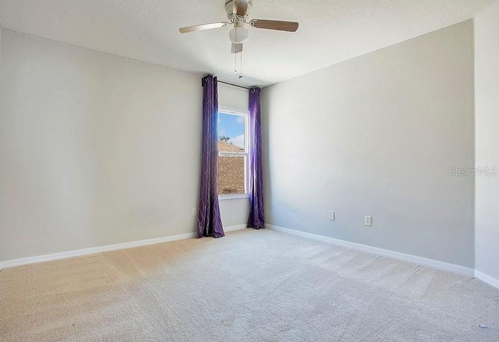 Image 19 of property listing at 14149 LAKE LIVE OAK DRIVE, Orlando, FL 32828