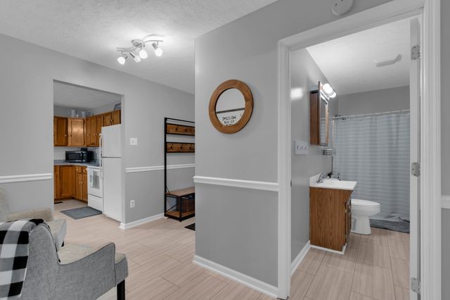 1936 Word Rd, Lewisburg, TN 37091