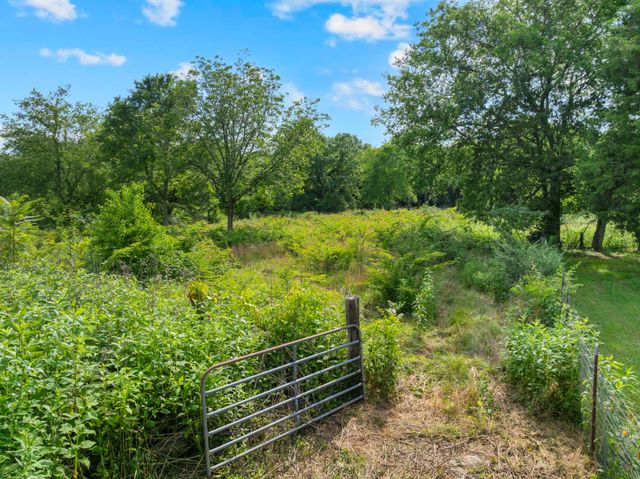 1936 Word Rd, Lewisburg, TN 37091