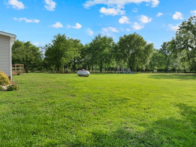1936 Word Rd, Lewisburg, TN 37091