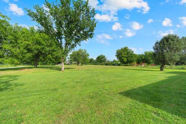 1936 Word Rd, Lewisburg, TN 37091
