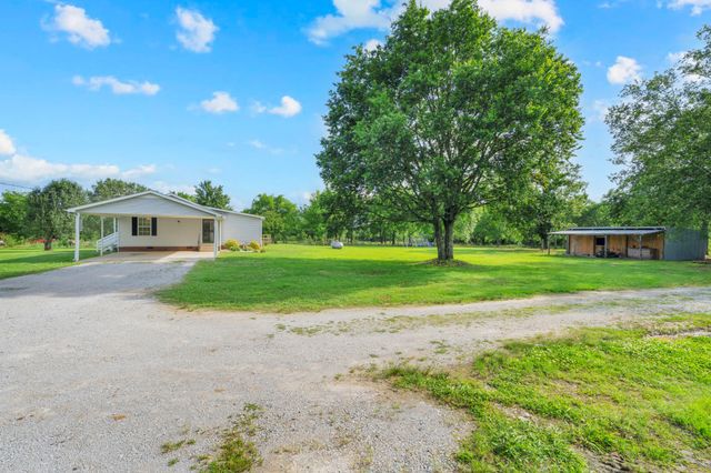 1936 Word Rd, Lewisburg, TN 37091