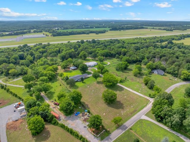 1936 Word Rd, Lewisburg, TN 37091