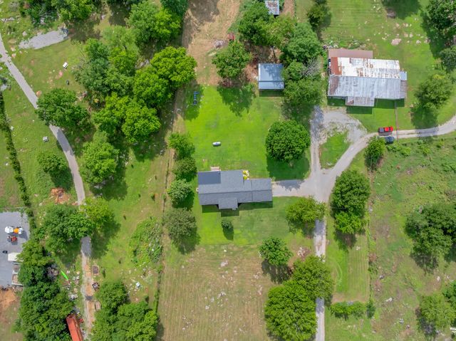 1936 Word Rd, Lewisburg, TN 37091