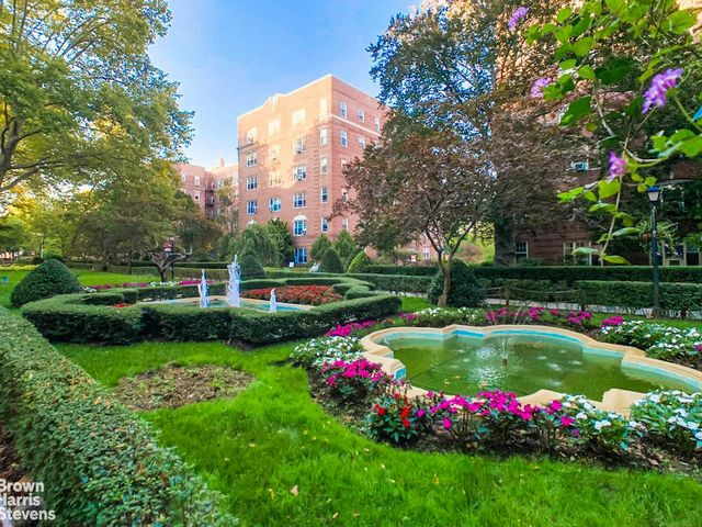 7735 113th St Apt 3A, New York City, NY 11375