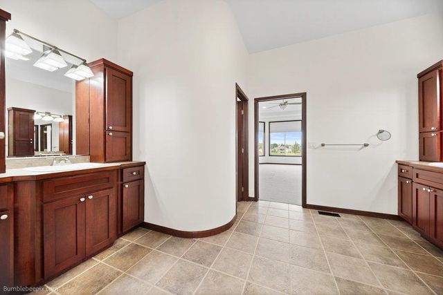 1305 N KING JAMES Ln, Liberty Lake, WA 99019