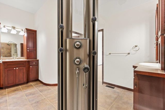 1305 N KING JAMES Ln, Liberty Lake, WA 99019