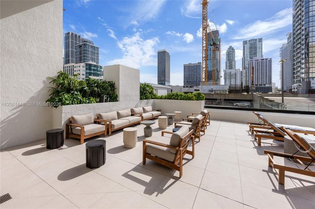 225 N Miami Ave 1506, Miami, FL 33128